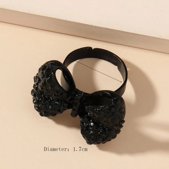 ❤️Black Rhinestone Bow Decor Ring - Picture 3 of 4
